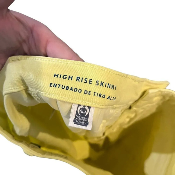 Universal Thread‎ Yellow Button Fly High Rise Skinny Jeans Size 4 - Picture 5 of 6